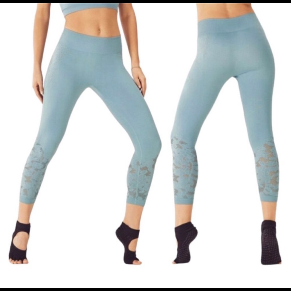Fabletics Elise Seamless Capri